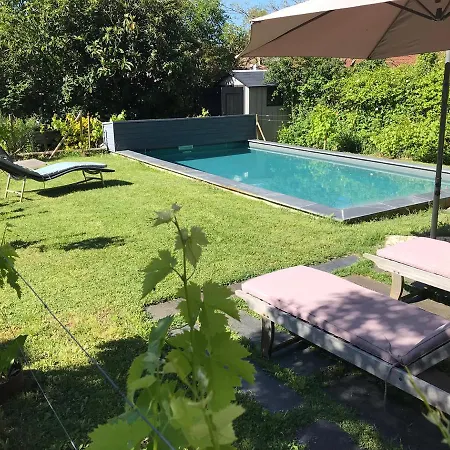 Σπίτι διακοπών Le Pain De Lune Et D'hotes Avec Piscine Bourg-sur-Gironde