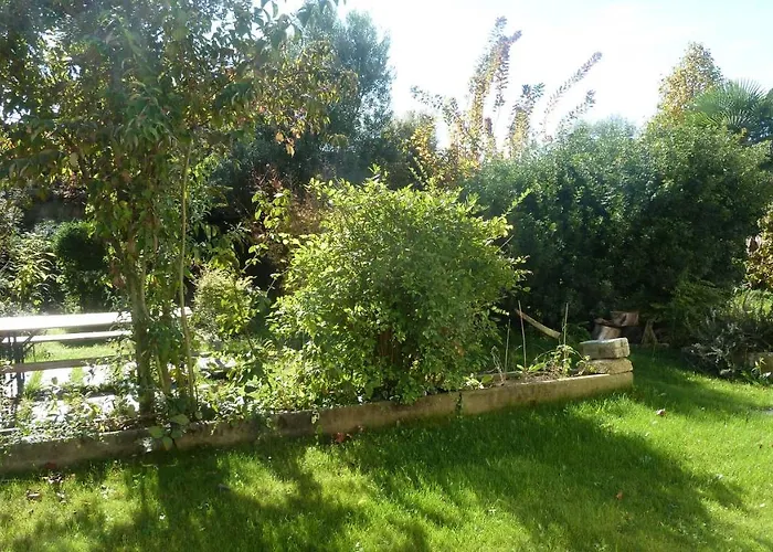 Le Pain De Lune Et D'hotes Avec Piscine * Bourg-sur-Gironde